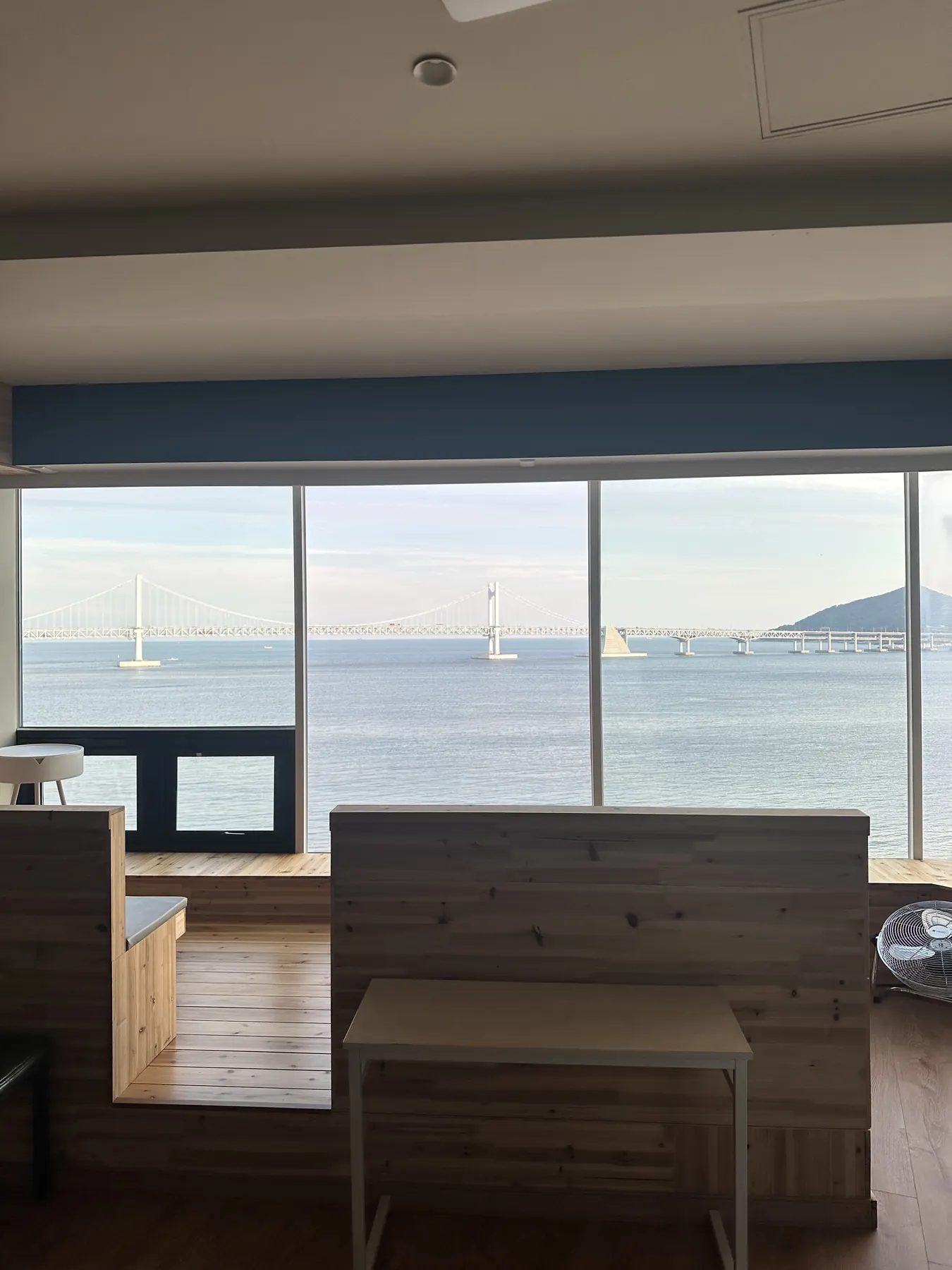 window-side foot bath at Prada Spa Gwangalli, Busan