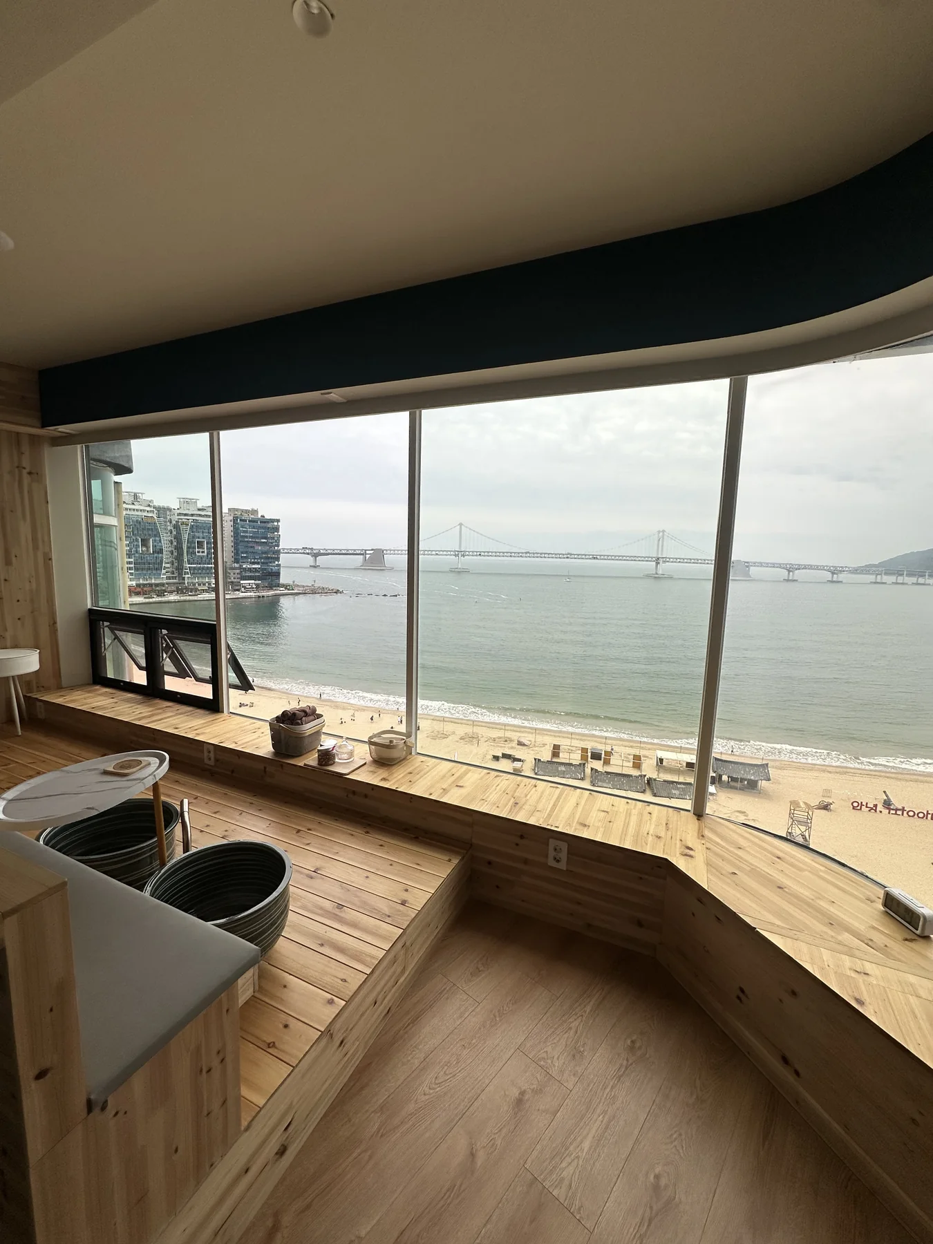 Ocean-facing foot bath at Prada Spa
